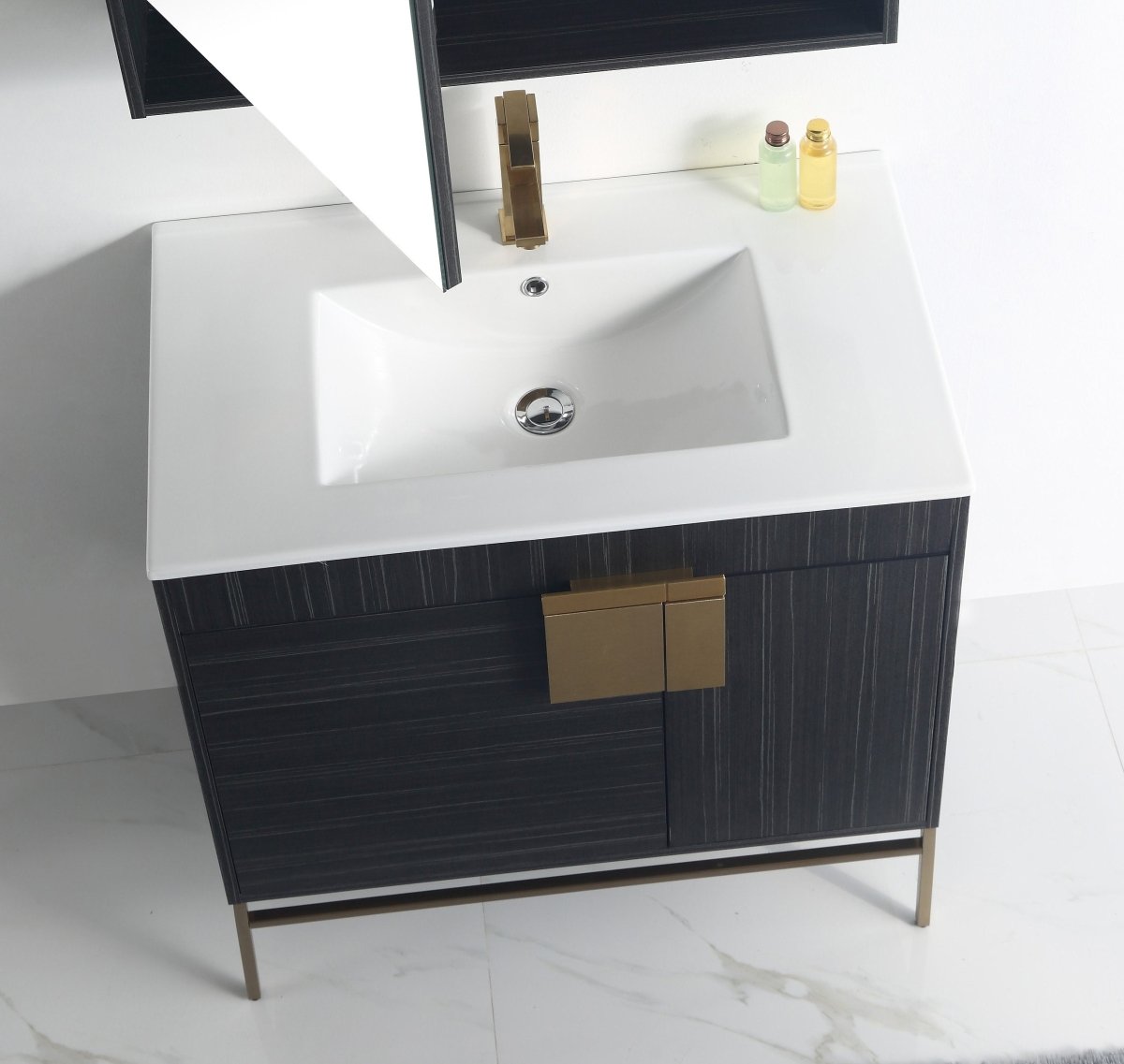 32" Tennant Brand Kuro Minimalistic Dawn Gray Bathroom Vanity - CL-102DG-32ZI - Bentoncollections